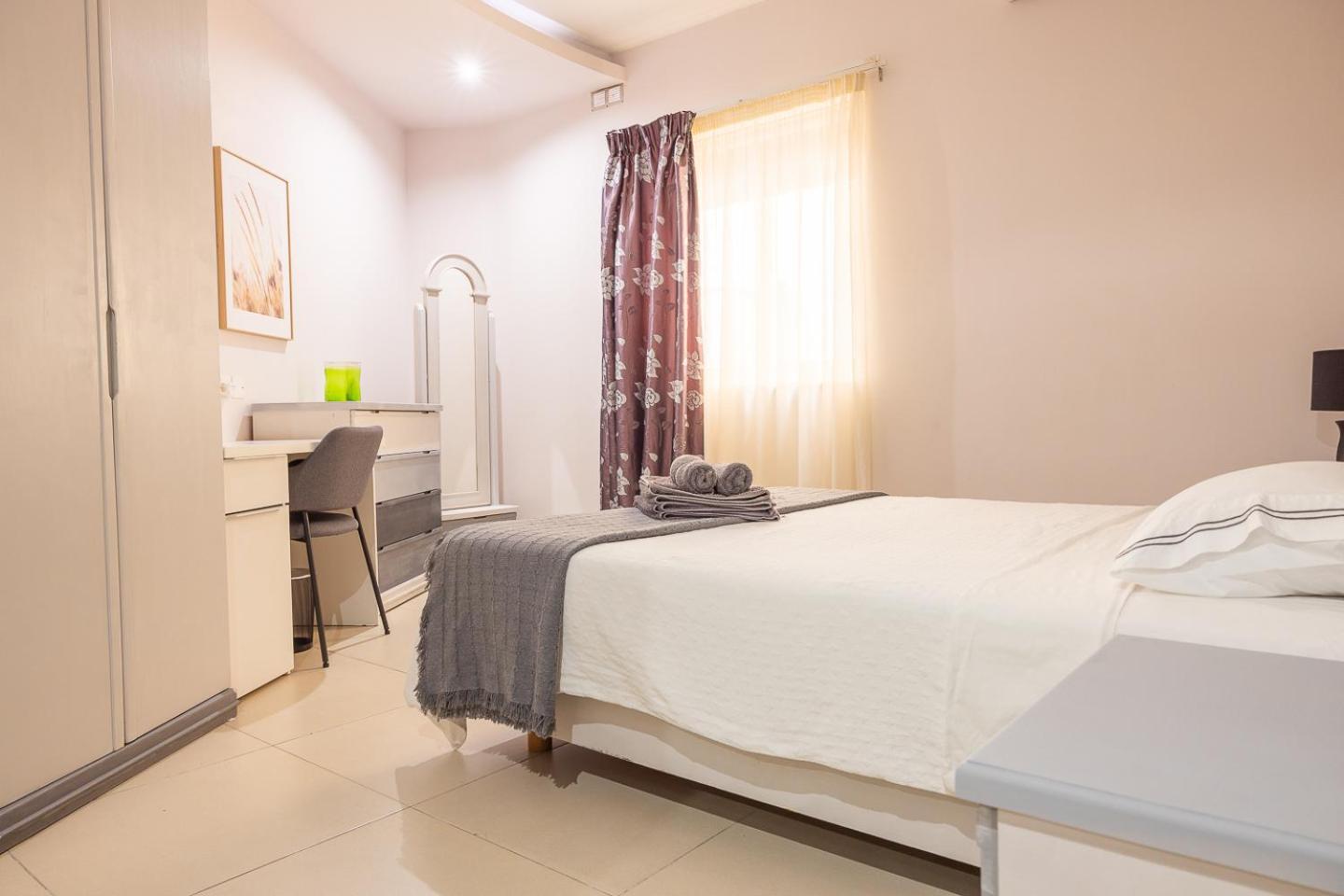 Balluta Bay Spacious Apt - 2Br สลีมา ภายนอก รูปภาพ