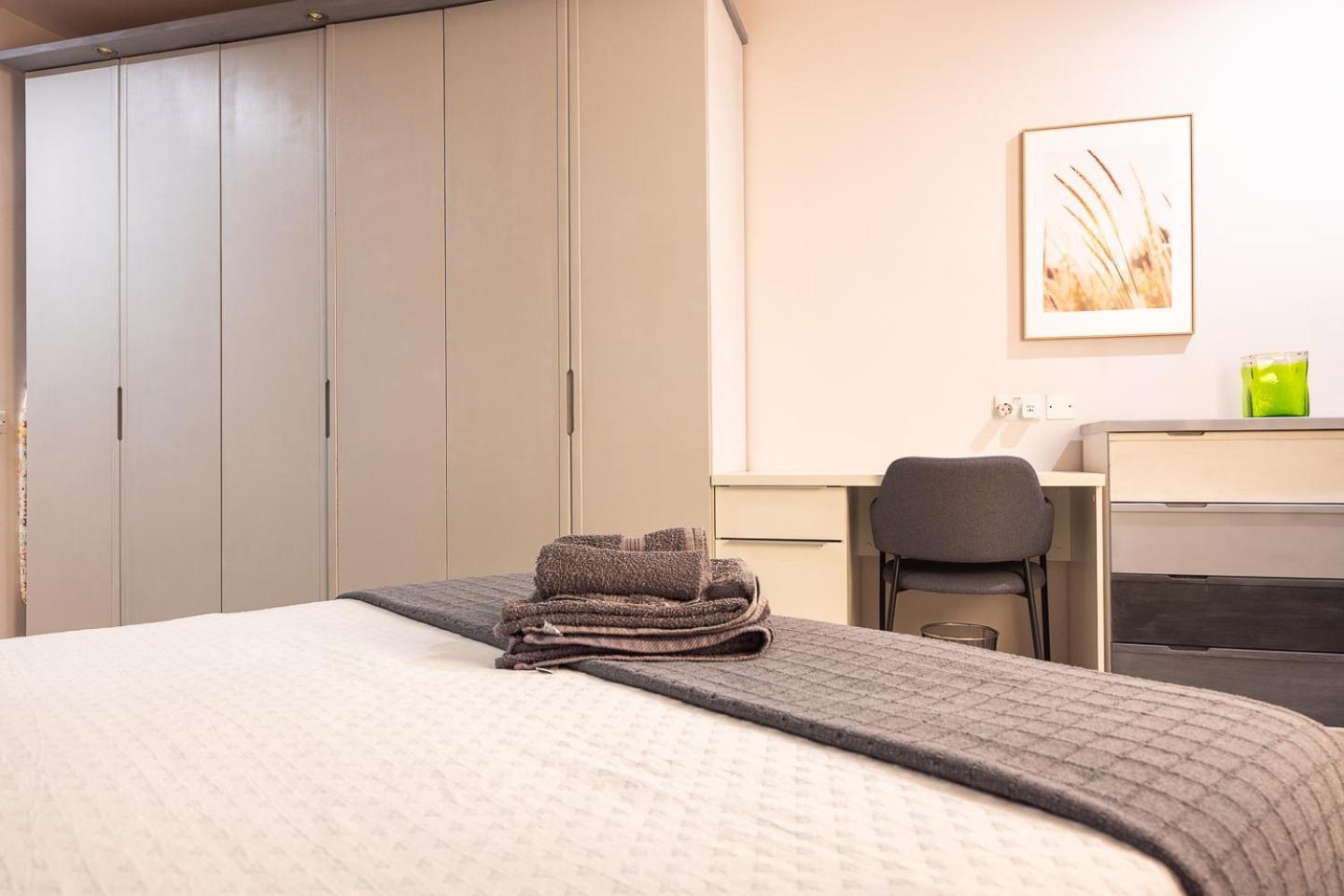 Balluta Bay Spacious Apt - 2Br สลีมา ภายนอก รูปภาพ
