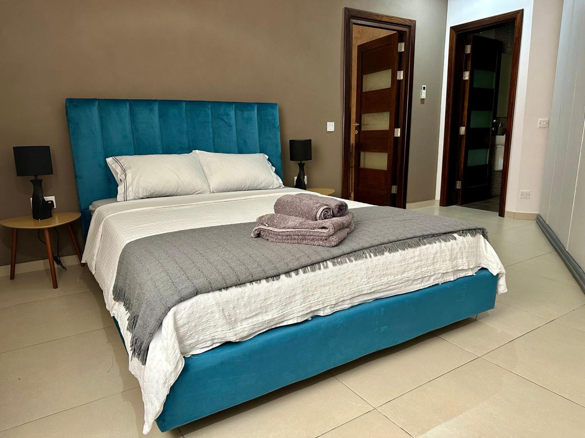 Balluta Bay Spacious Apt - 2Br สลีมา ภายนอก รูปภาพ